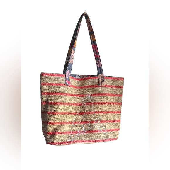 Vera Bradley Handbags - Vera Bradley Large Beach Tote Bag Costal Paradise Pattern EUC